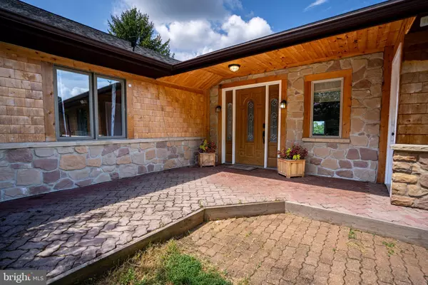 Hedgesville, WV 25427,474 POTTER RD