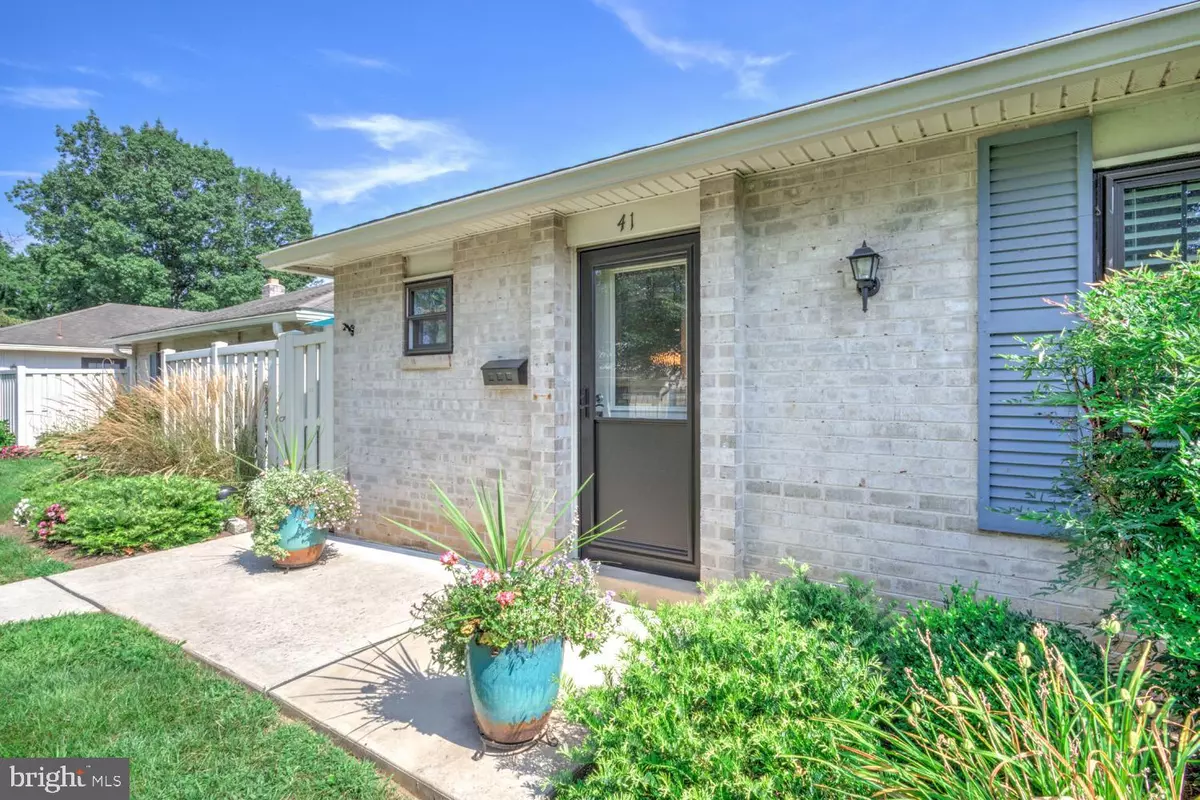 Lancaster, PA 17601,41 VALLEYBROOK DR