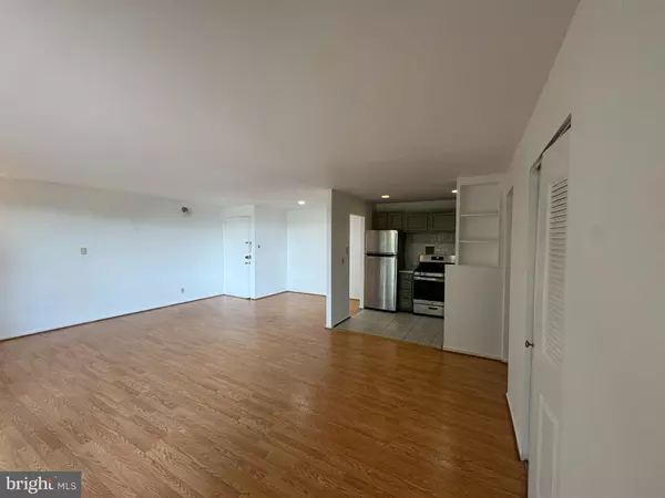 Rockville, MD 20852,160 TALBOTT ST #205