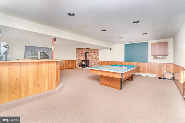 Reading, PA 19606,25 ESTATES DR