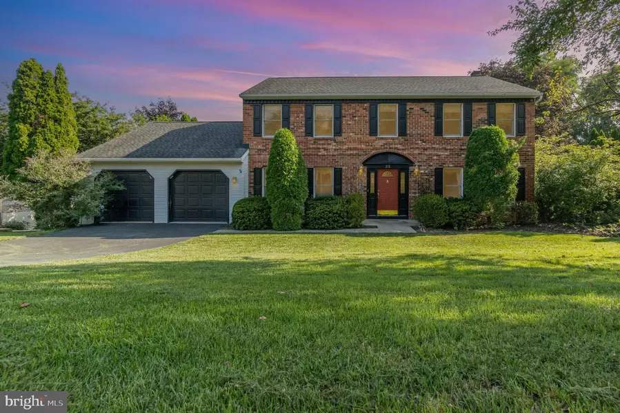 25 ESTATES DR, Reading, PA 19606