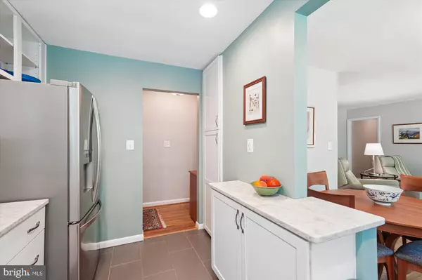 Bethesda, MD 20814,10427 MONTROSE AVE #104