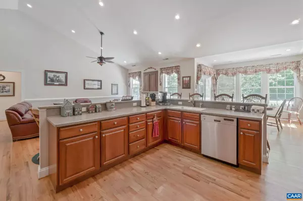 Palmyra, VA 22963,27 KINGSWOOD RD