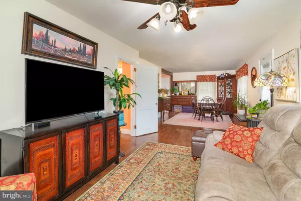 Palmyra, PA 17078,914 E CHERRY ST