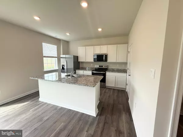 Martinsburg, WV 25403,21 CALL CT
