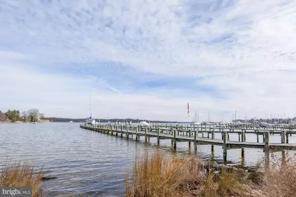 Severna Park, MD 21146,812 BIRCH RUN TER #8