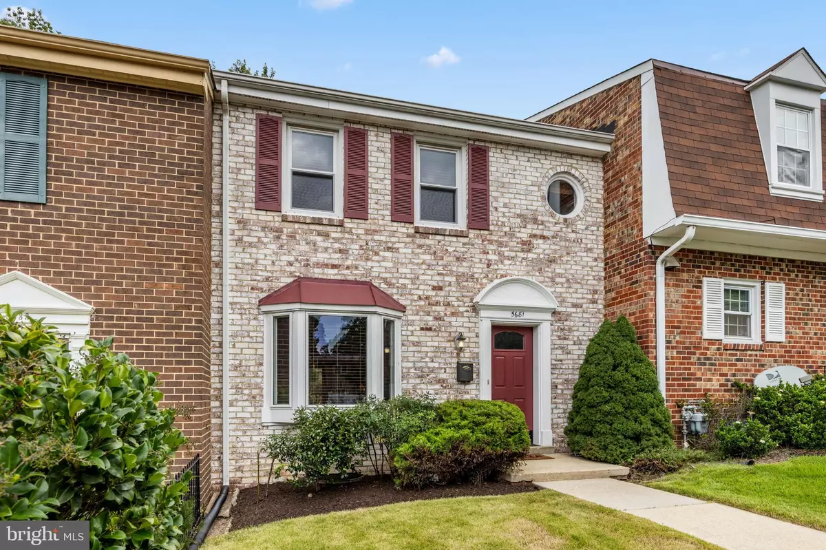 Alexandria, VA 22311,5681 RAYBURN AVE