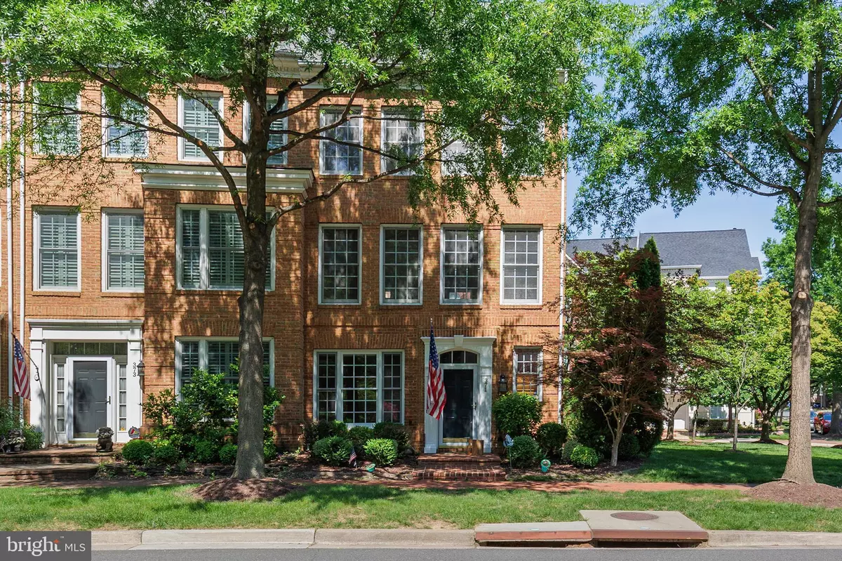 Alexandria, VA 22304,371 CAMERON STATION BLVD