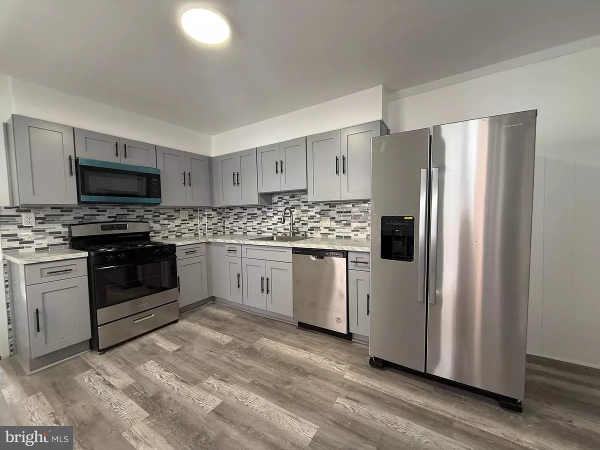 Bristol, PA 19007,221 CLEVELAND ST