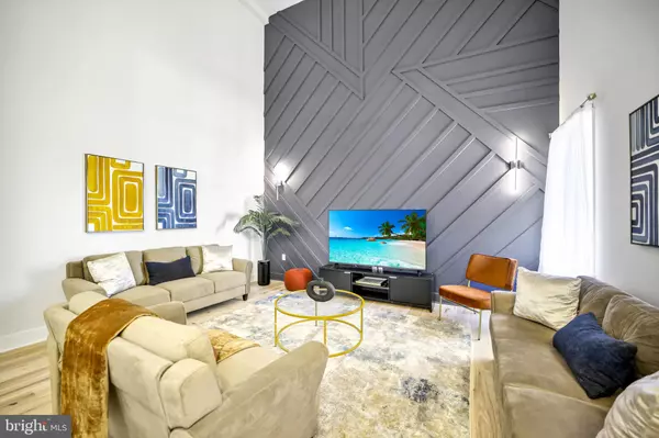 Washington, DC 20020,1621 T ST SE #8