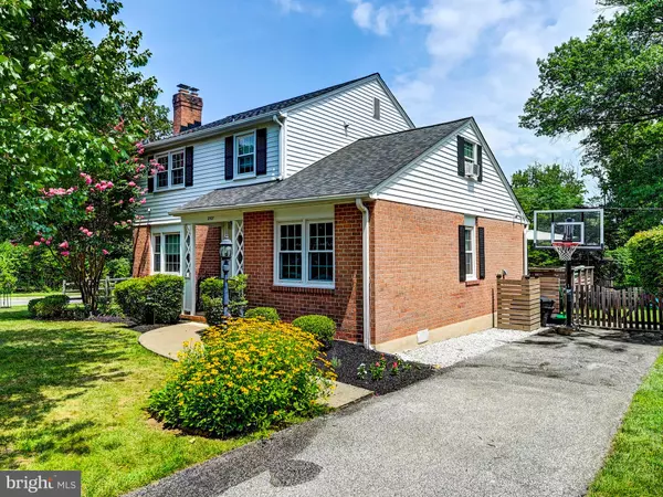 Lutherville Timonium, MD 21093,2107 FOREST RIDGE RD