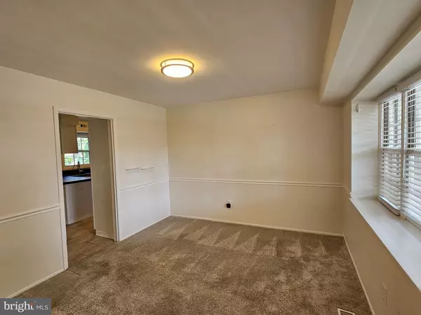 Bowie, MD 20716,1104 PENNYPACKER LN