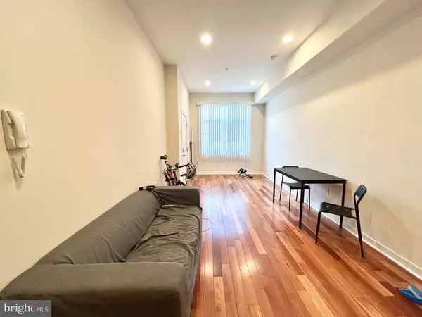 Philadelphia, PA 19130,1844 VINEYARD ST #1