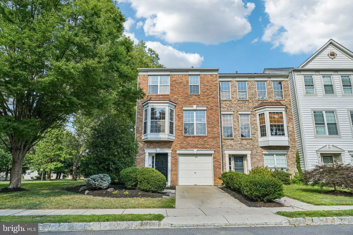 Delran, NJ 08075,1 WINTERBERRY PL