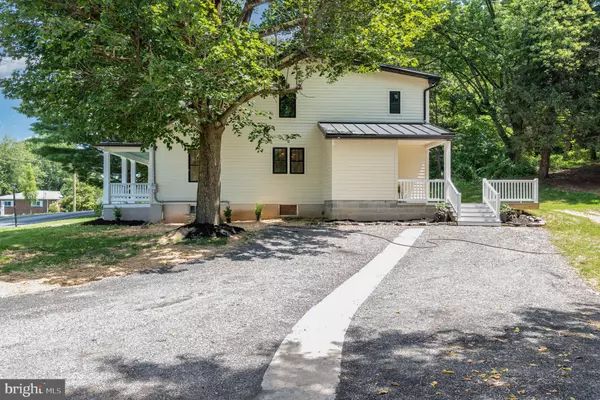 Mechanicsburg, PA 17055,17 W WINDING HILL RD