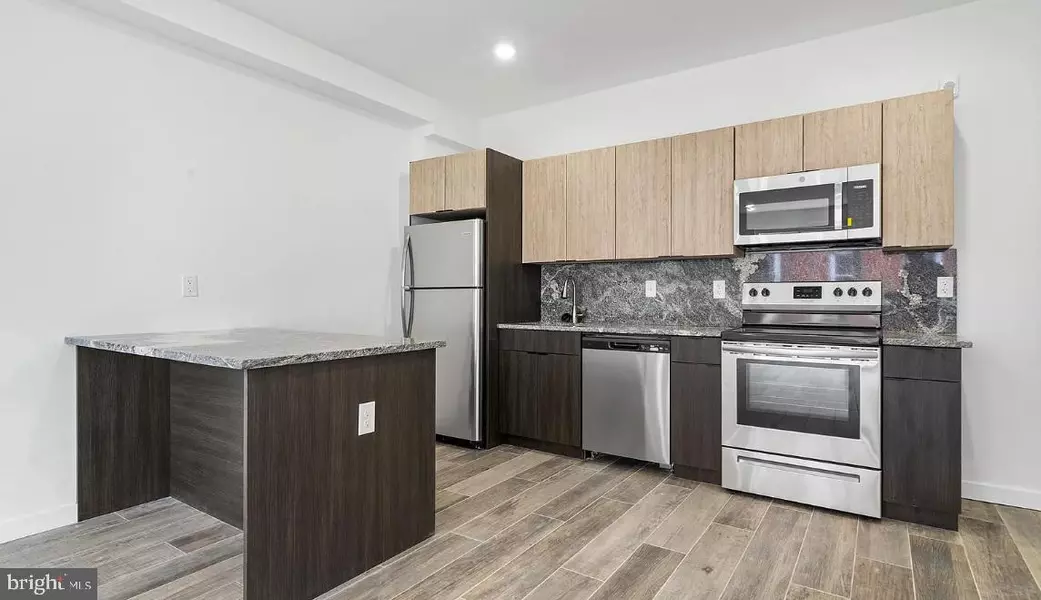 300 N BUDD ST #D2, Philadelphia, PA 19104