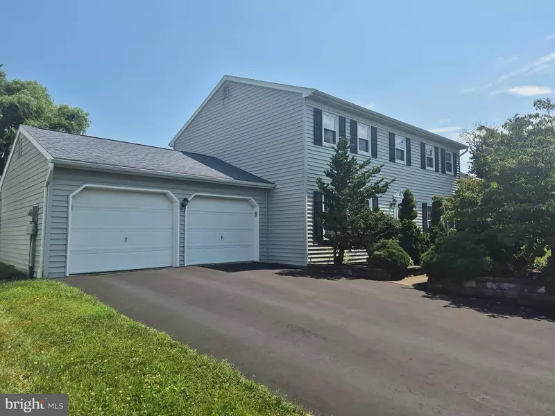 103 JUDY DR, Blandon, PA 19510