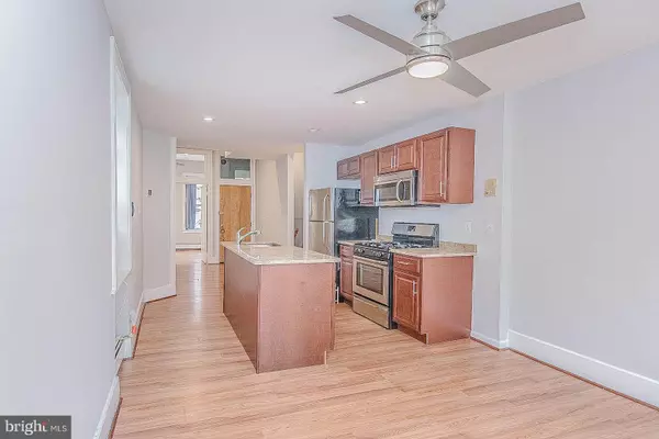 Philadelphia, PA 19130,2022 OGDEN ST