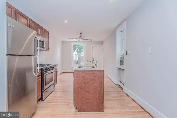 Philadelphia, PA 19130,2022 OGDEN ST