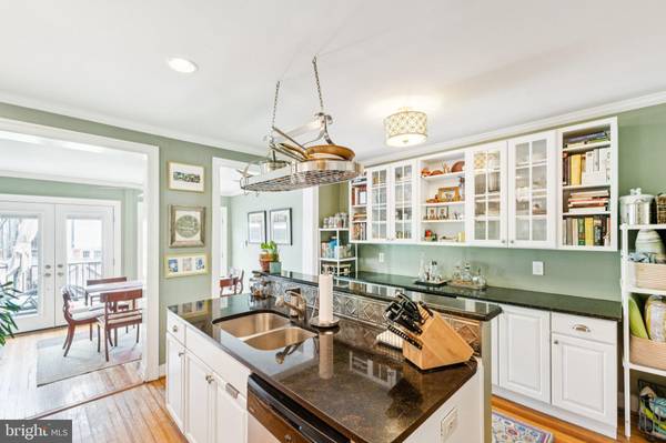 1814 D ST SE,  Washington,  DC 20003