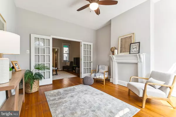 1704 S CHARLES ST, Baltimore, MD 21230