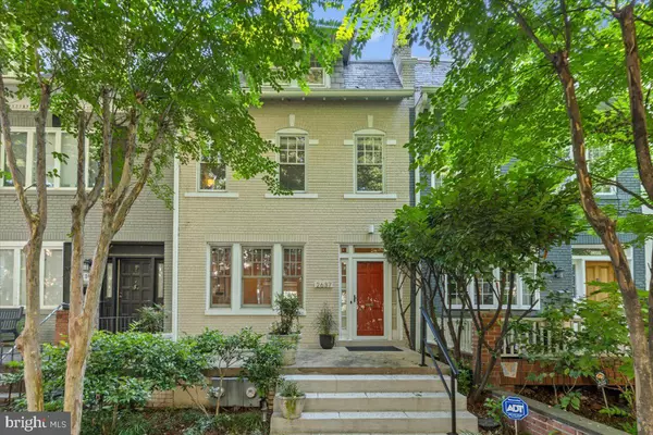Washington, DC 20008,2637 WOODLEY PL NW