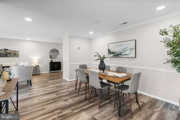 Germantown, MD 20874,18050 CHALET DR #14-302