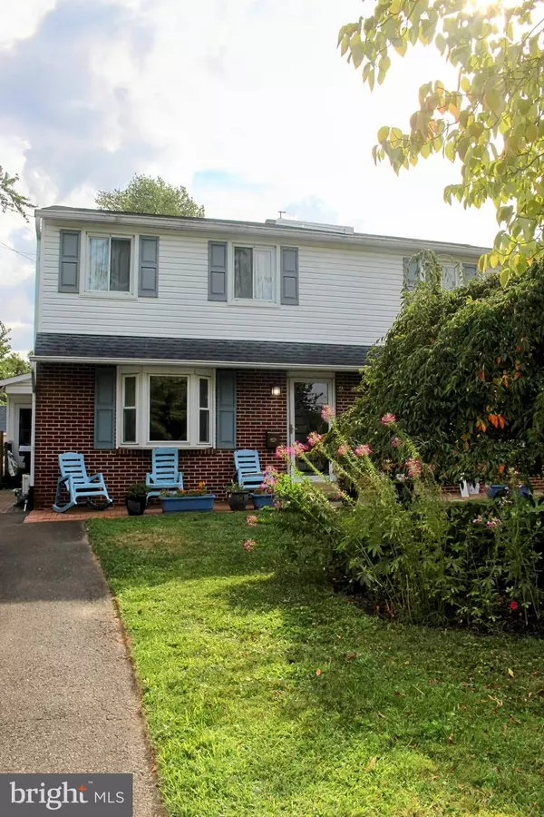 Warminster, PA 18974,586 OLIVE ST