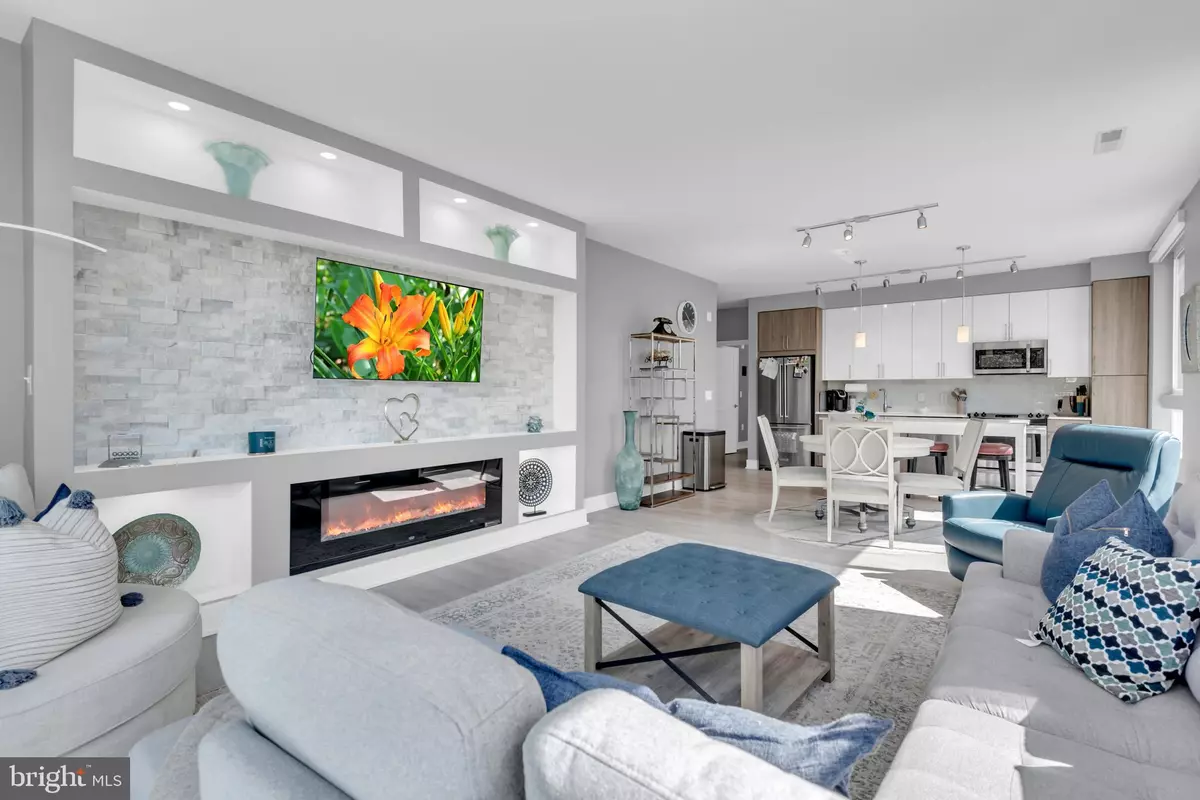 Oxon Hill, MD 20745,145 RIVERHAVEN DR #313