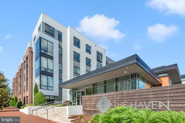 Oxon Hill, MD 20745,145 RIVERHAVEN DR #313