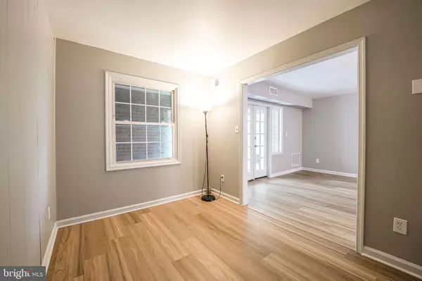 Springfield, VA 22152,8229-H KINGS CHARTER LN #96
