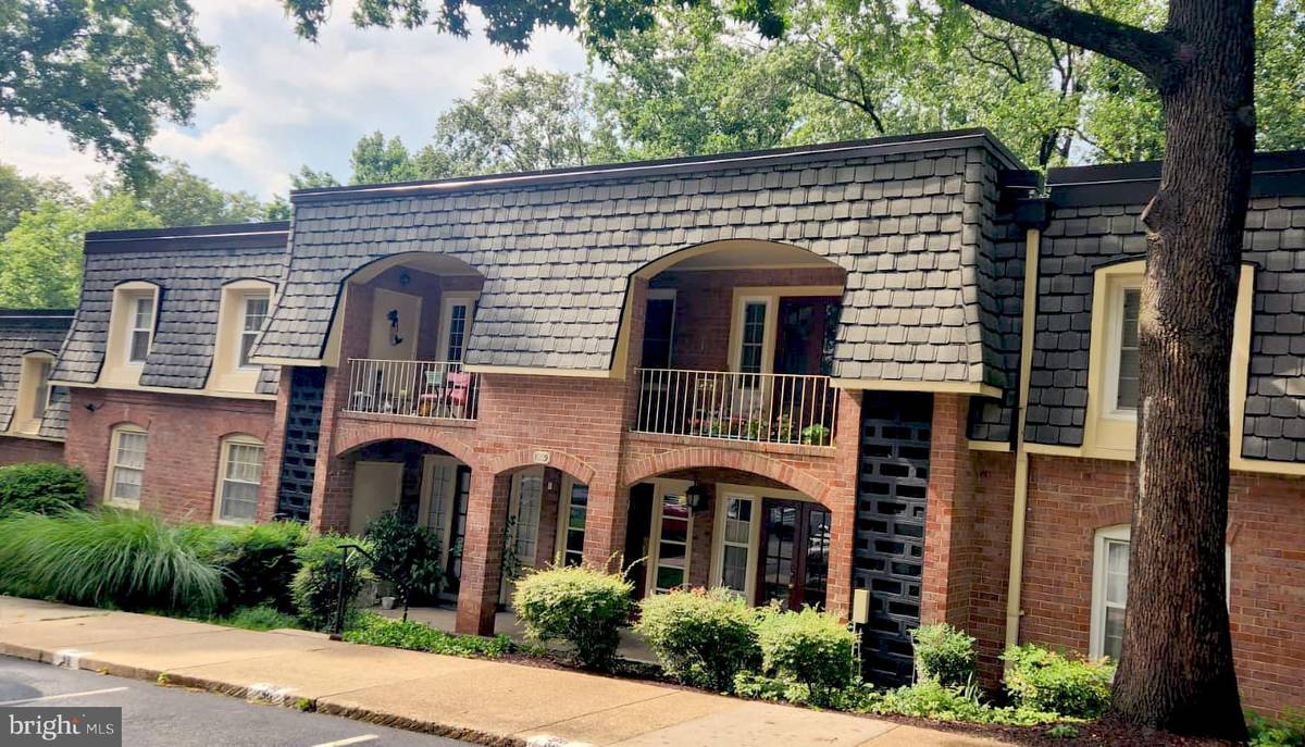 Springfield, VA 22152,8229-H KINGS CHARTER LN #96
