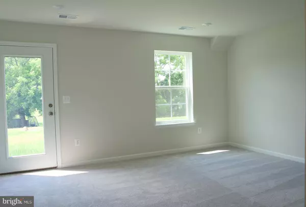 Inwood, WV 25428,61 GRAY SILVER RD