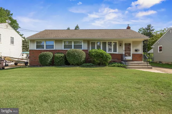 Delran, NJ 08075,909 SMITH ST