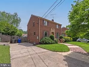 Arlington, VA 22204,11 S HUDSON ST