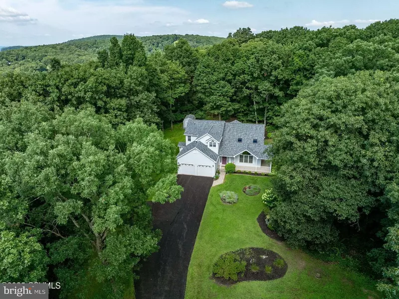 135 WOODHILL RD, Danville, PA 17821