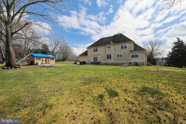 Swedesboro, NJ 08085,112 JULES DR