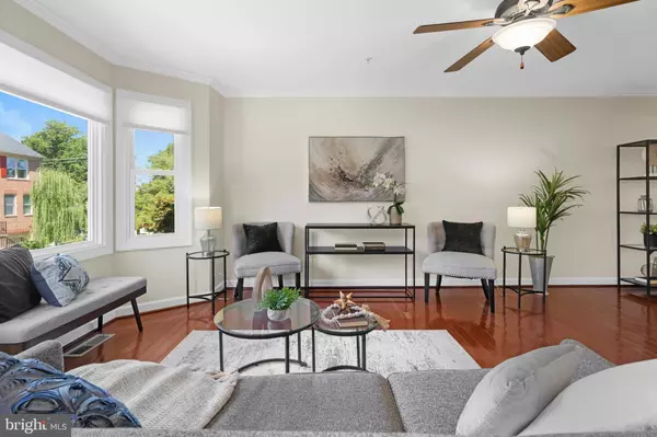 Falls Church, VA 22044,6220 SQUIRES HILL DR