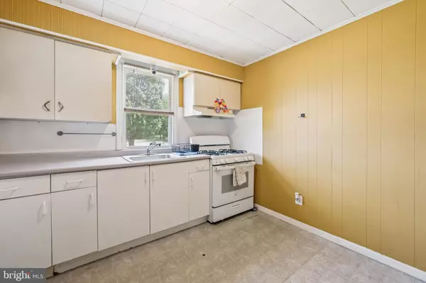 Pennsauken, NJ 08109,7911 PARK AVE