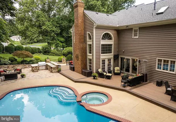 Oakton, VA 22124,12178 BRECKNOCK ST