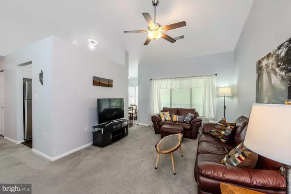 Manassas, VA 20110,8465 CROZIER CT #402