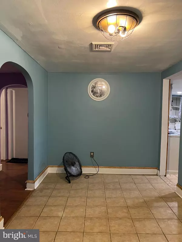 Pennsville, NJ 08070,156 HIGHLAND AVE