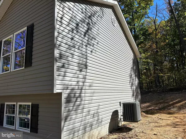 Winchester, VA 22602,122 DEER TRL