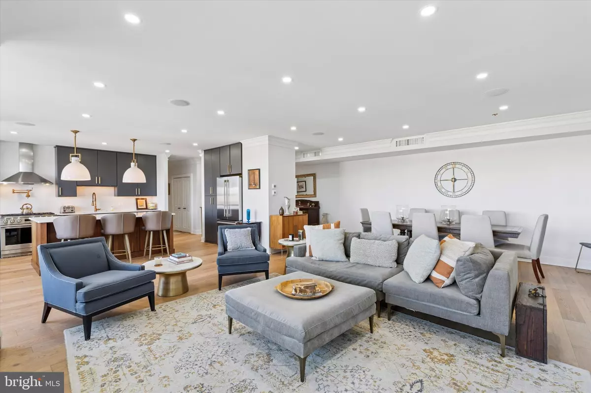 Bala Cynwyd, PA 19004,191 PRESIDENTIAL BLVD #R1018-1019