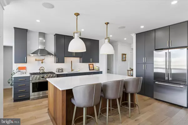 Bala Cynwyd, PA 19004,191 PRESIDENTIAL BLVD #R1018-1019