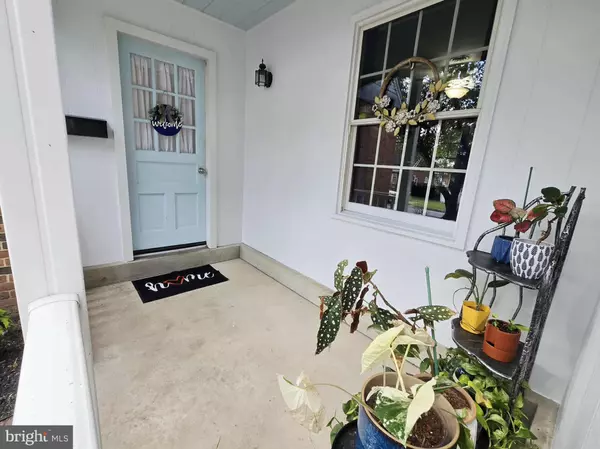 Enola, PA 17025,11 HIGH ST