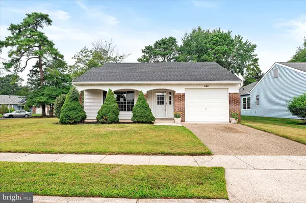 66 WESTMINSTER DR S,  Southampton,  NJ 08088