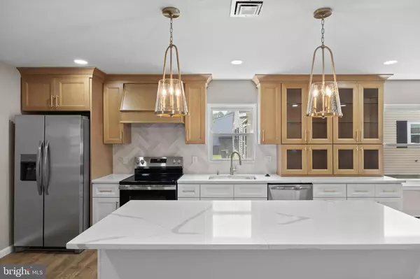 Southampton, NJ 08088,7 SHERWOOD PL