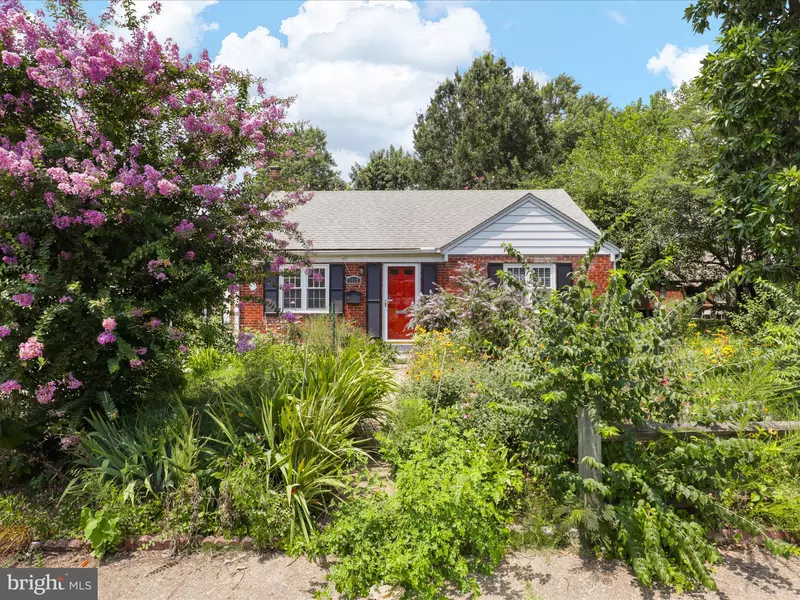 1812 S MONROE ST, Arlington, VA 22204