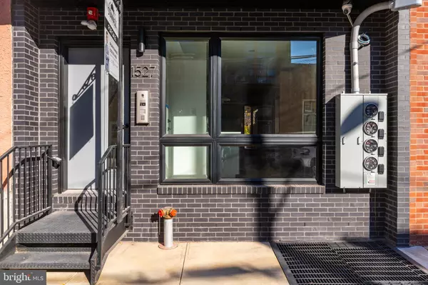 Philadelphia, PA 19130,1527 OGDEN ST #1